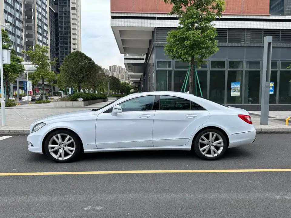 Mercedes-Benz CLS