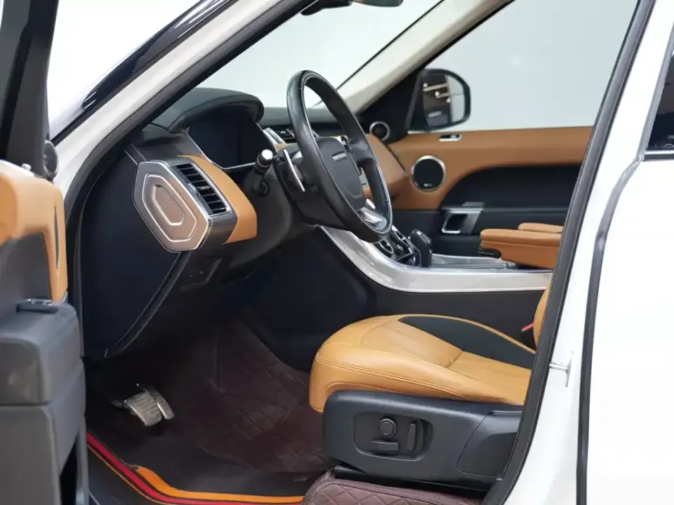 Land Rover Sport