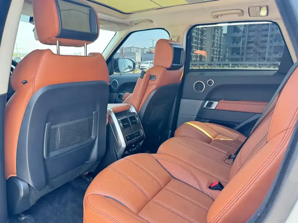Land Rover Sport