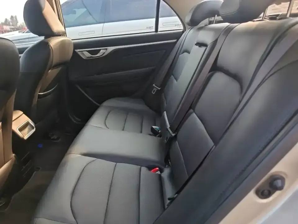 Geely Vision