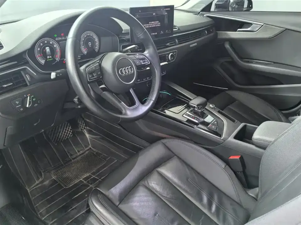 Audi A4 (Import)