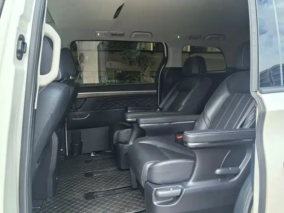 GAC Trumpchi M8