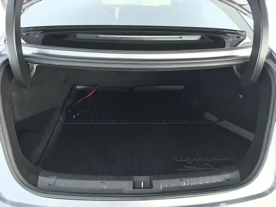 BYD Qin L