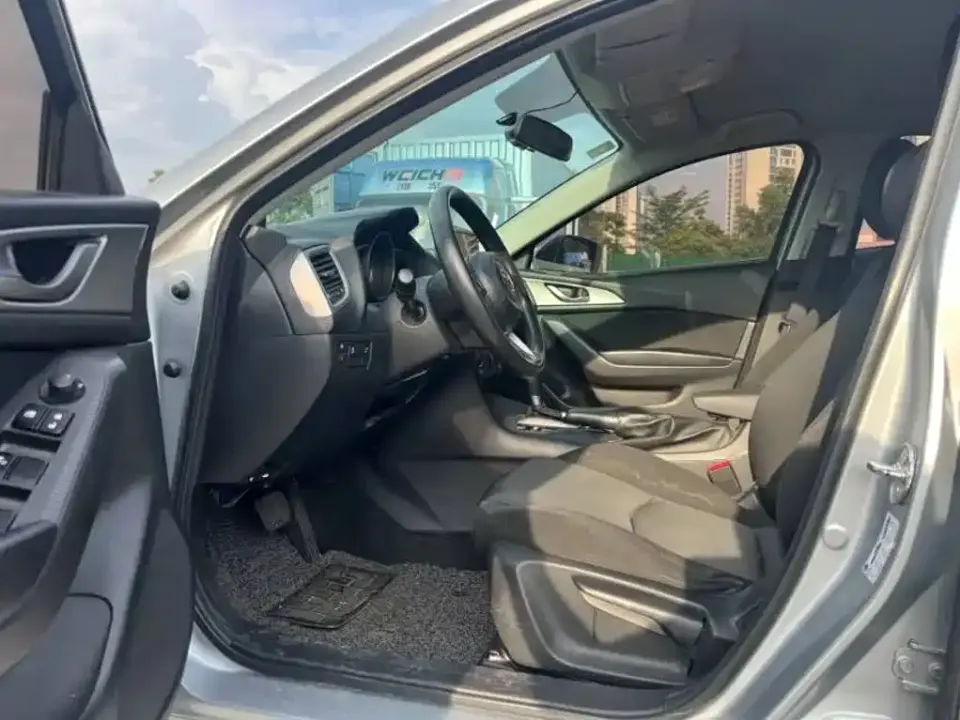Mazda 3 Axela