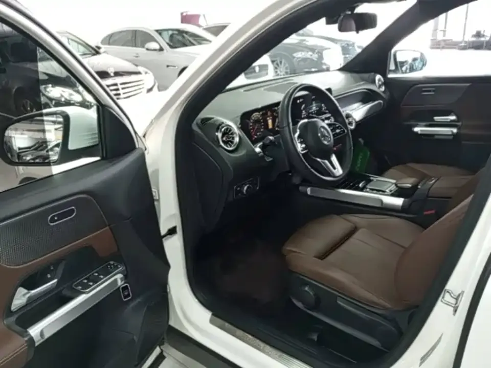 Mercedes-Benz GLB