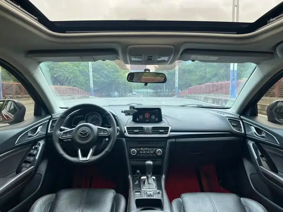 Mazda 3 Axela