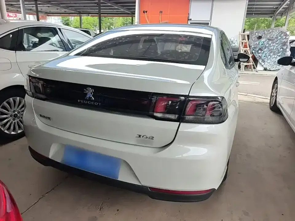Peugeot 308