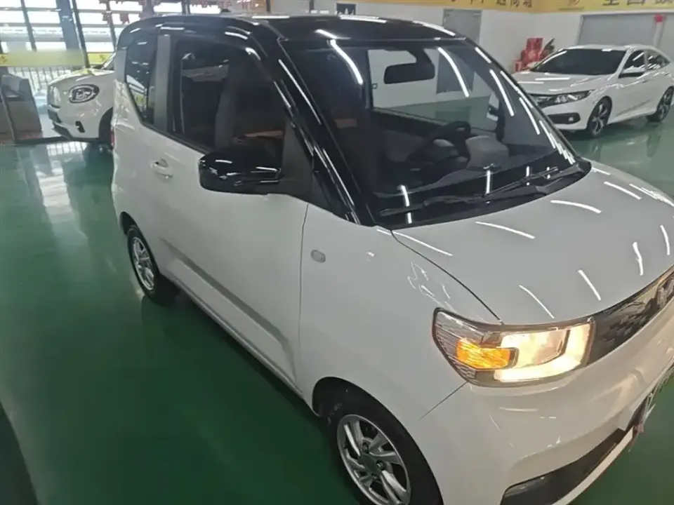 Wuling MINIEV