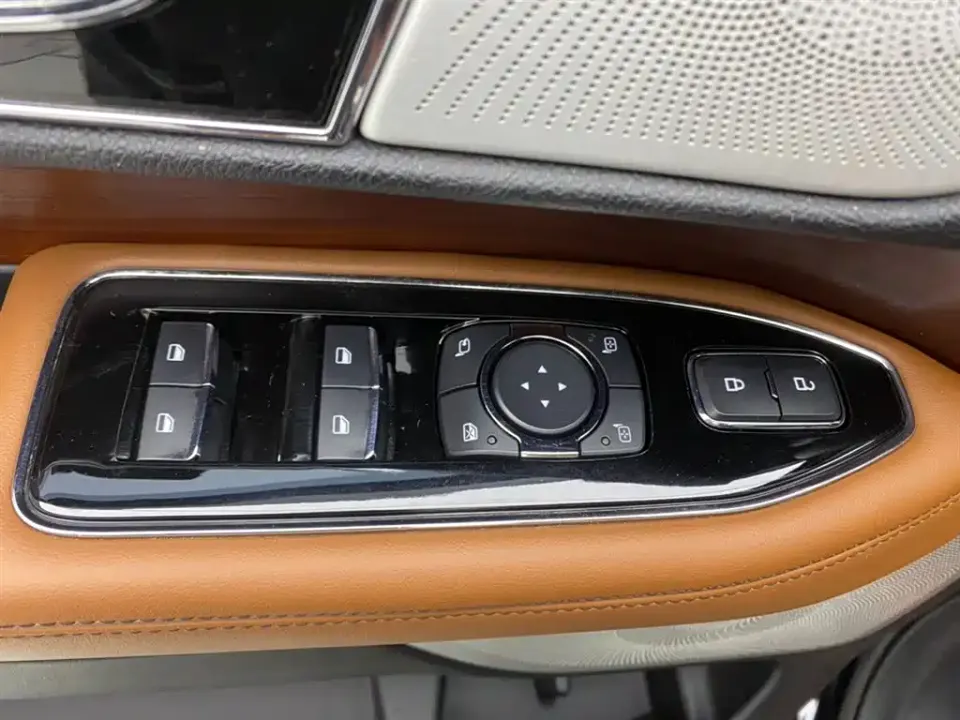 Lincoln Navigator