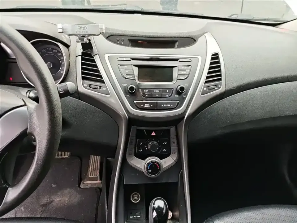 Hyundai Elantra Langdong
