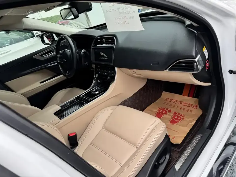 Jaguar XEL