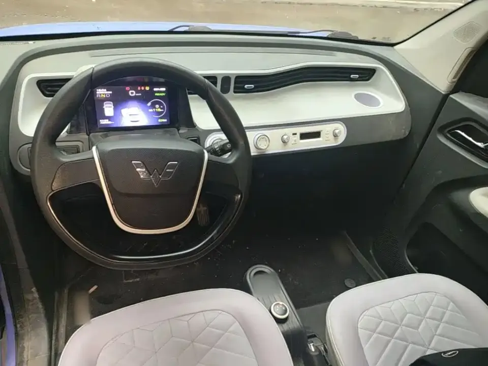 Wuling MINIEV