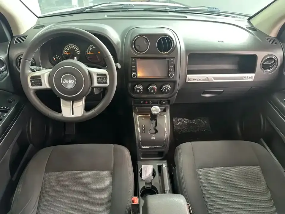 Jeep Compass (Import)