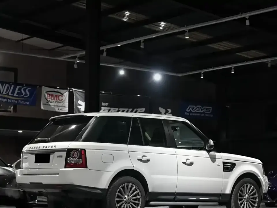 Land Rover Sport