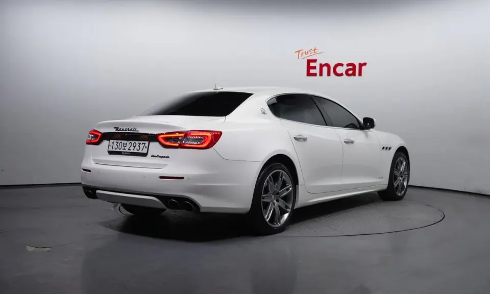 Maserati Quattroporte
