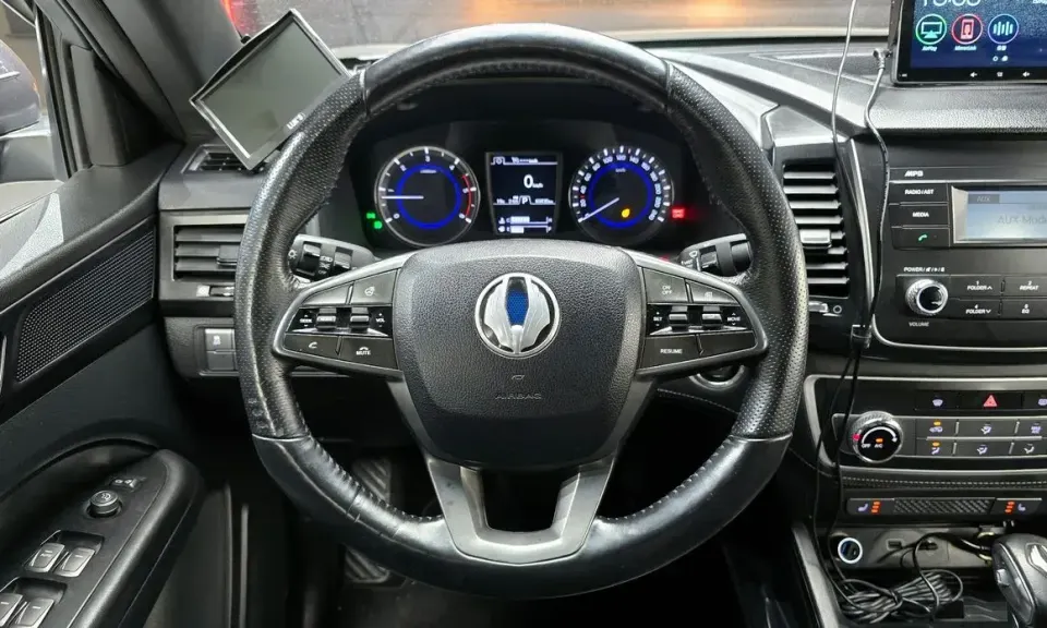 KG_Mobility_Ssangyong Rexton