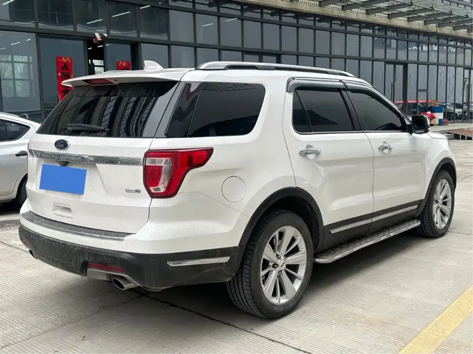 Ford Explorer (Import)