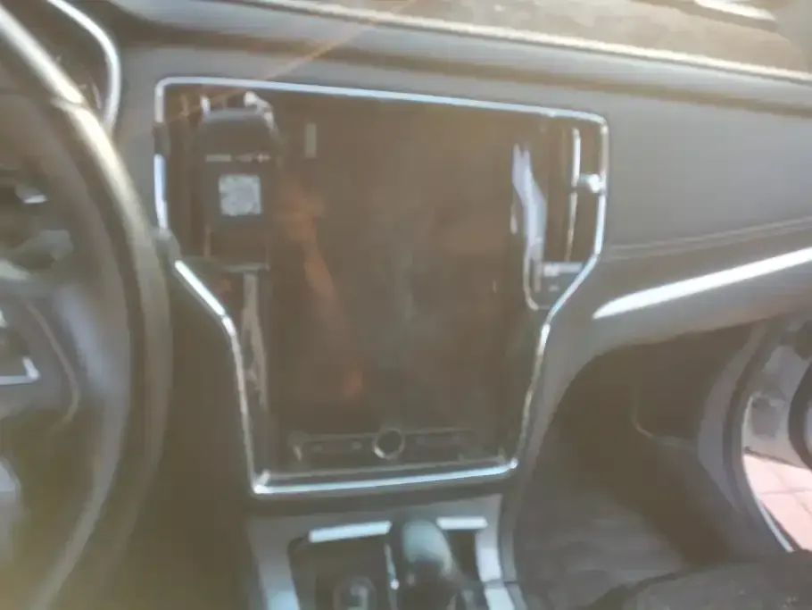 Roewe RX5