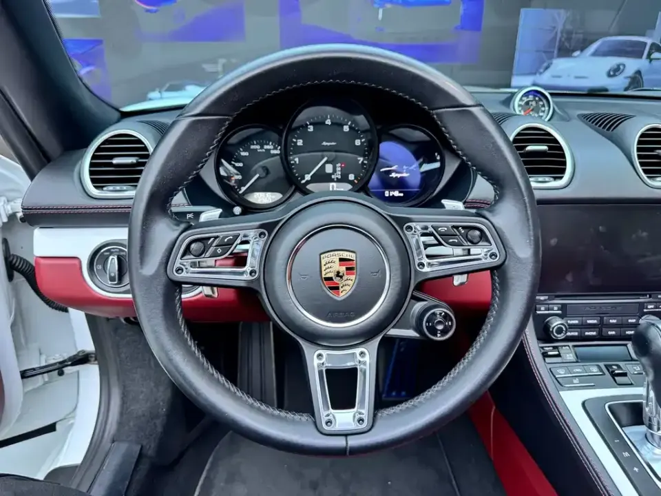 Porsche 718
