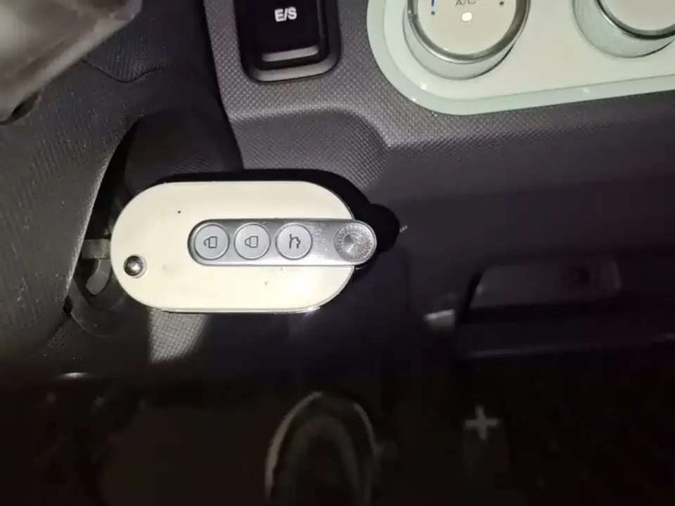 Wuling MINIEV