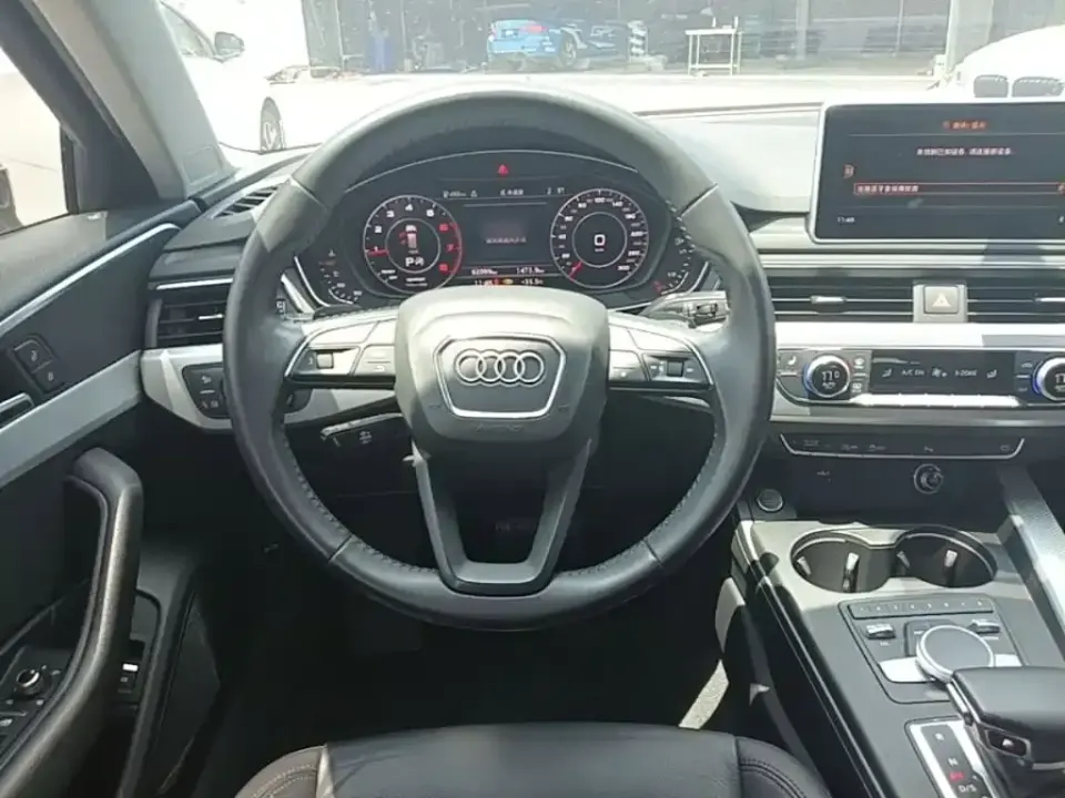 Audi A4 (Import)