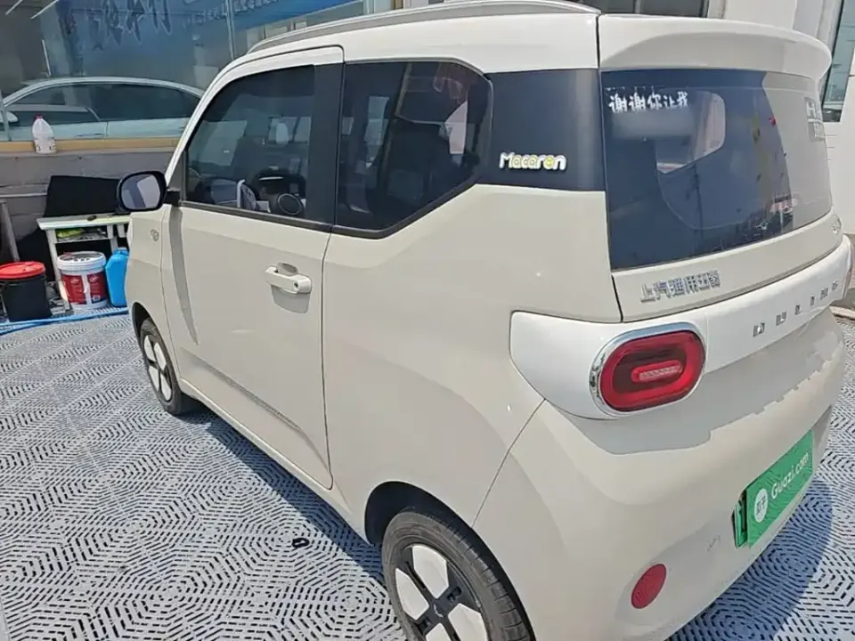 Wuling MINIEV