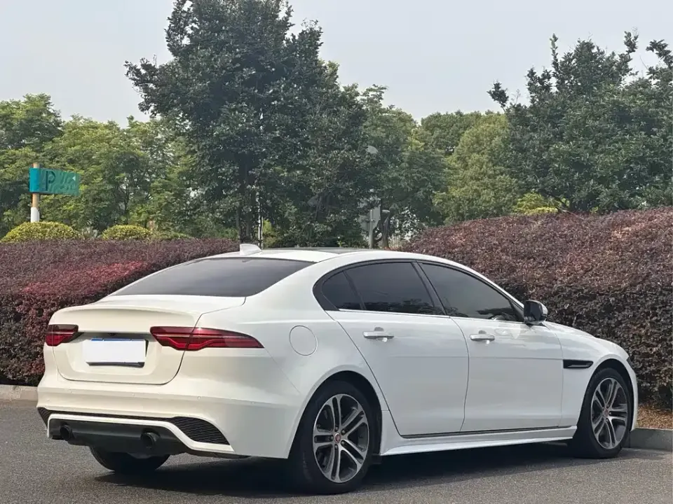 Jaguar XEL