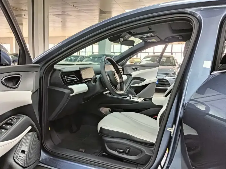 BYD Seal 06