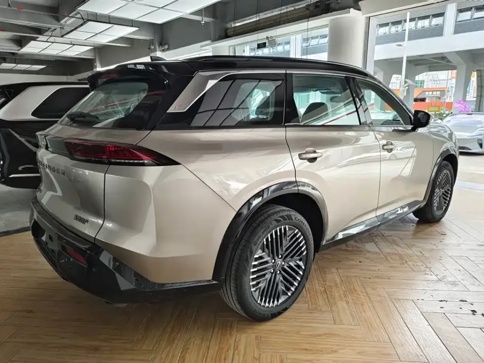 Nissan Teramont