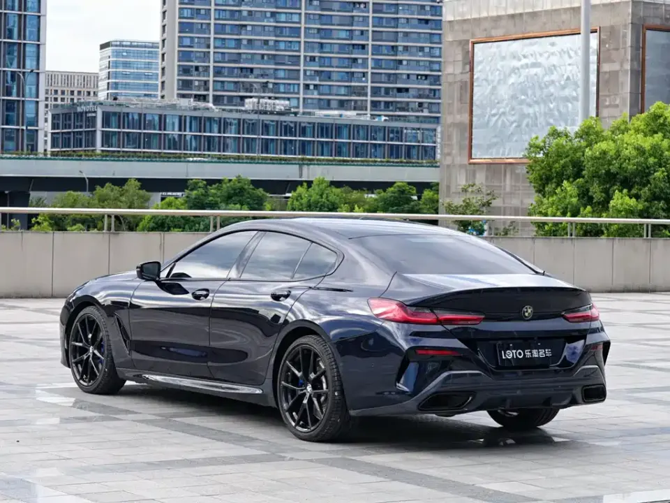 BMW 8 Series