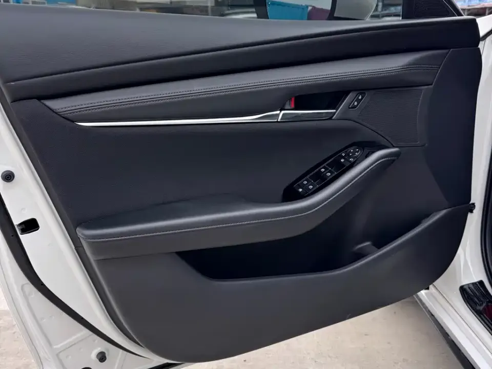 Mazda 3 Axela