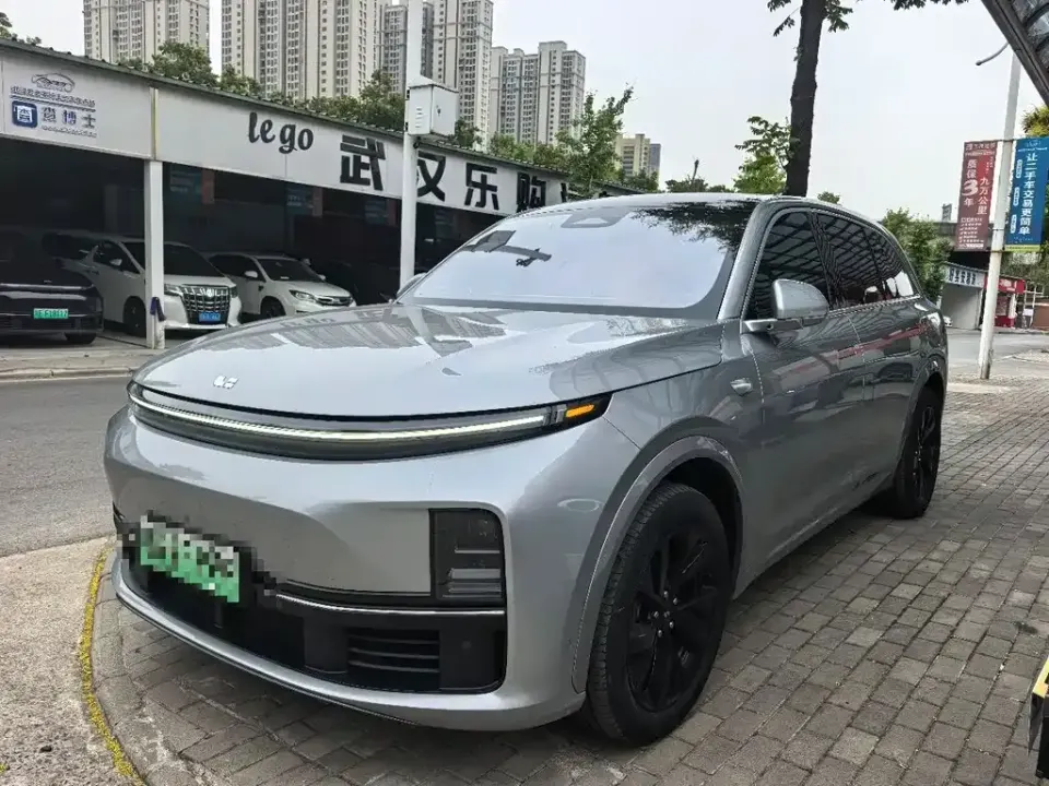 Li Li L7