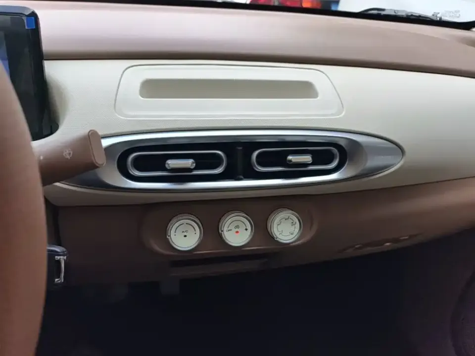 Wuling MINIEV