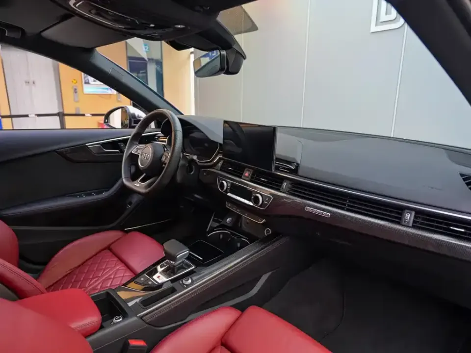 Audi S4