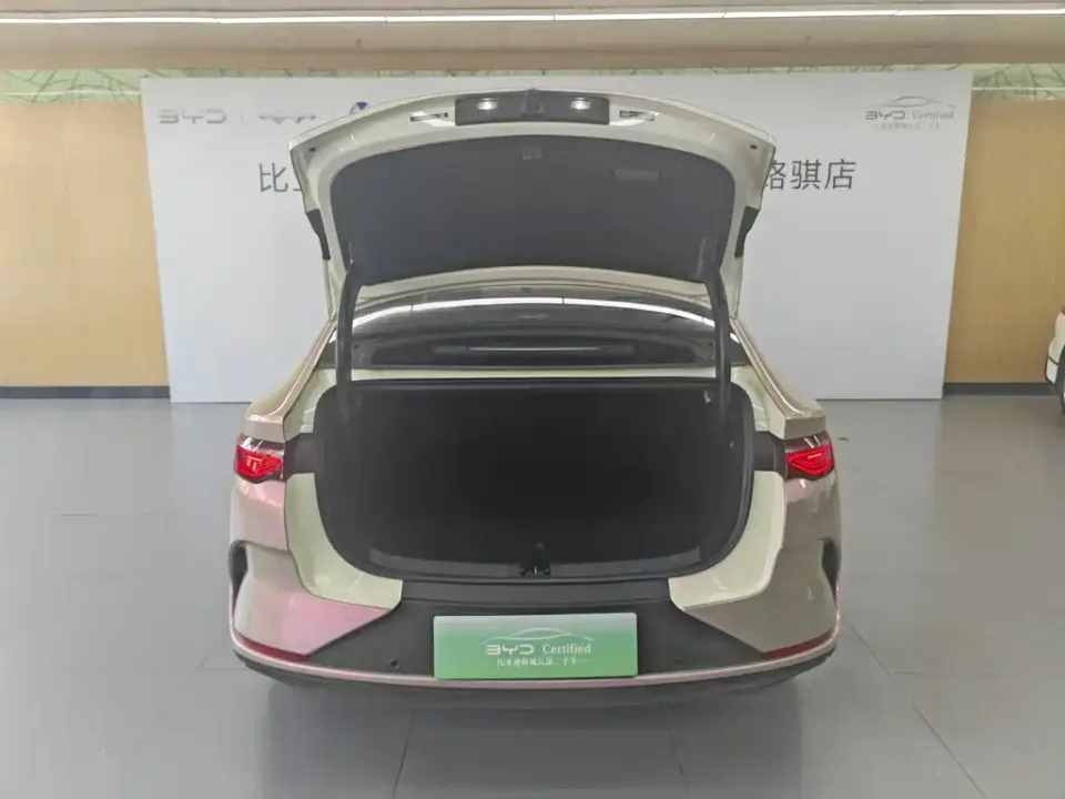 BYD Qin L