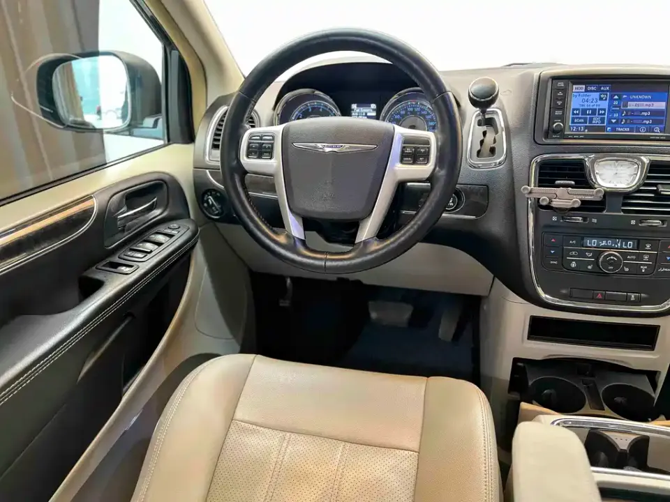 Chrysler Grand Voyager (Import)