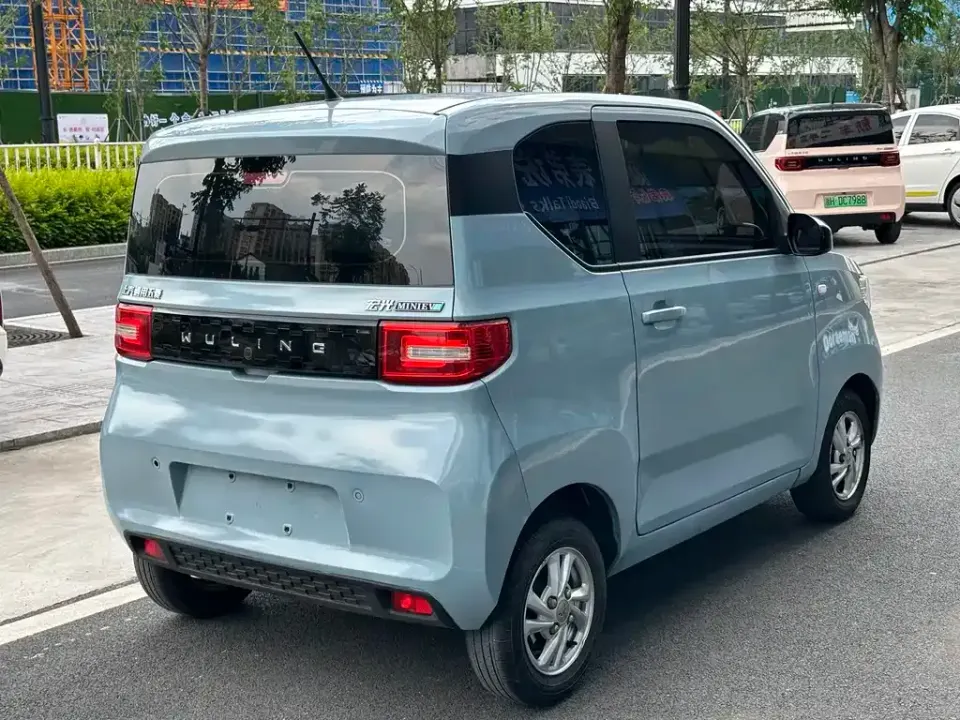 Wuling MINIEV