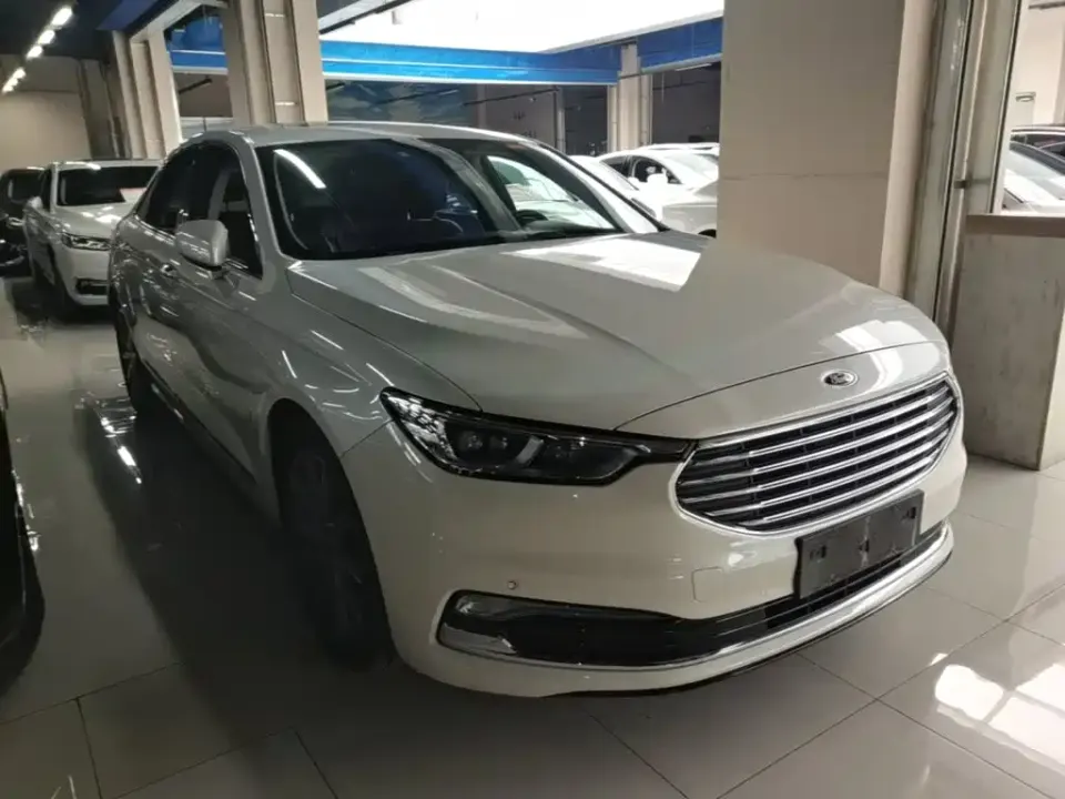 Ford Taurus