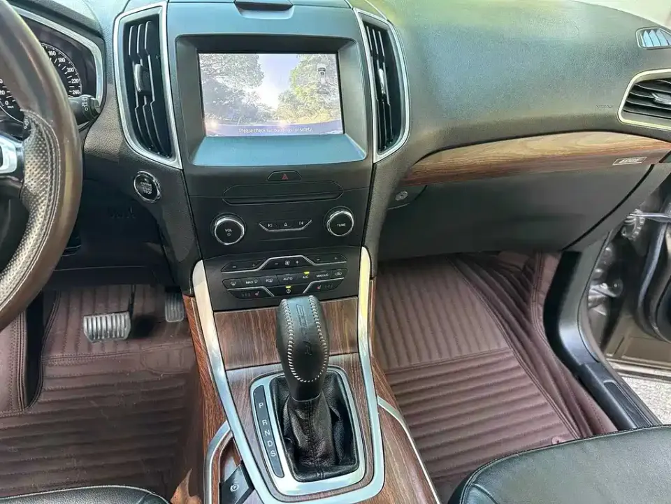 Ford Edge