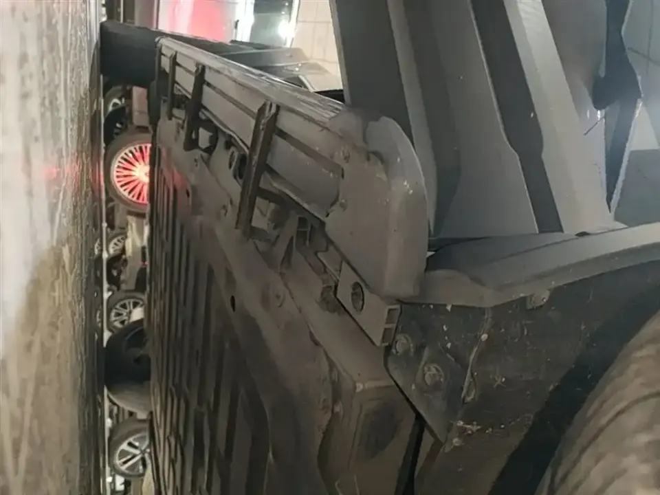 iCAR iCAR 03