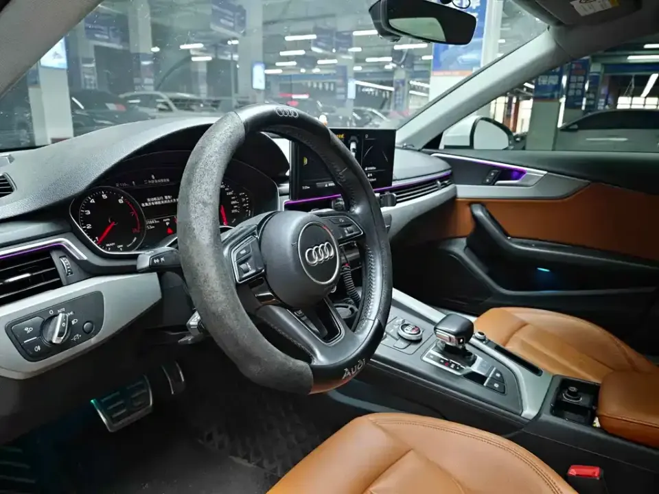 Audi A4L