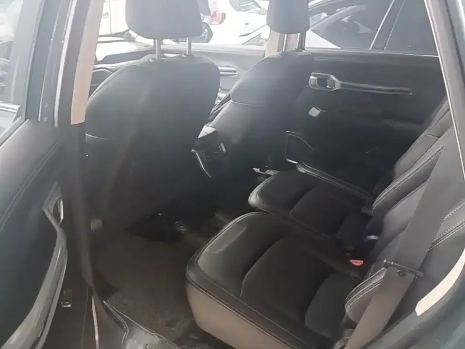 Geely Haoyue
