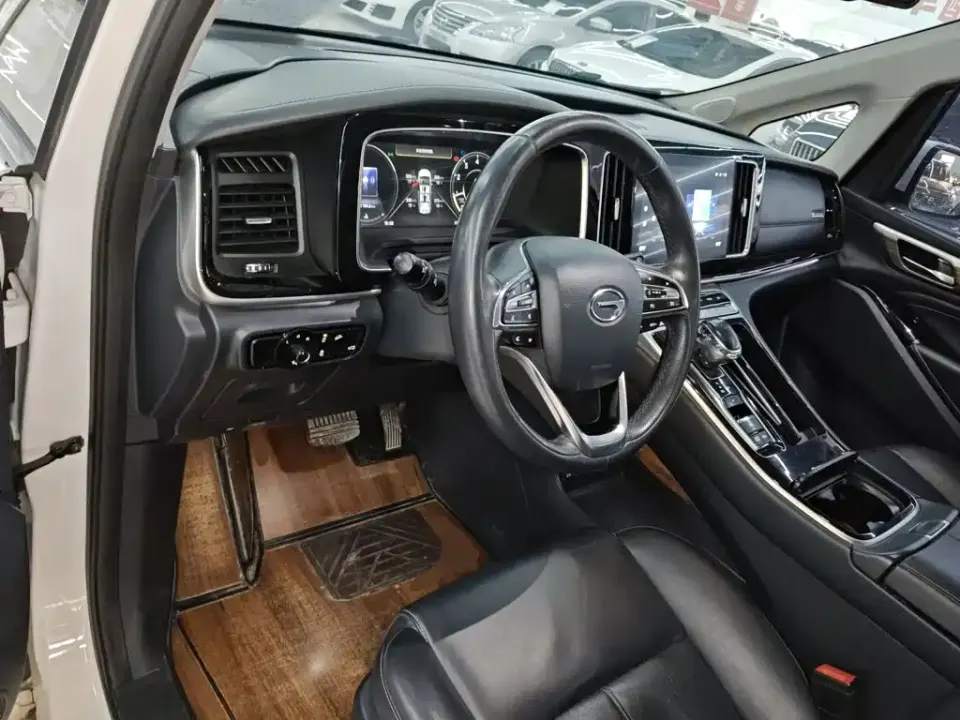 GAC Trumpchi M8