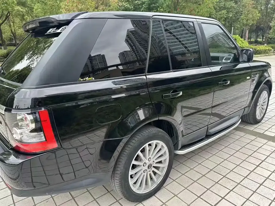 Land Rover Sport