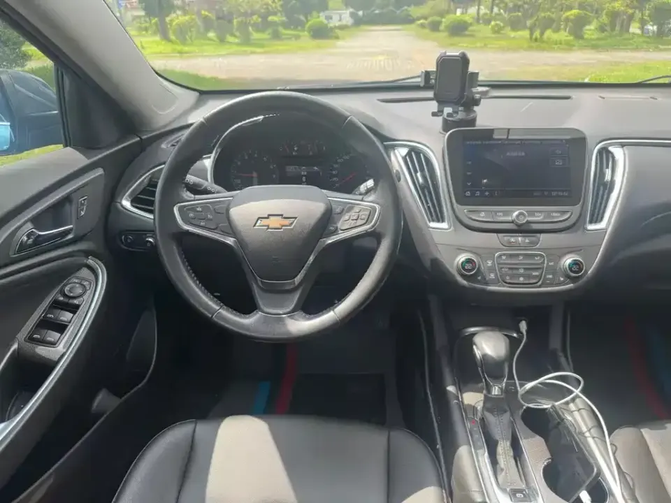Chevrolet Malibu XL