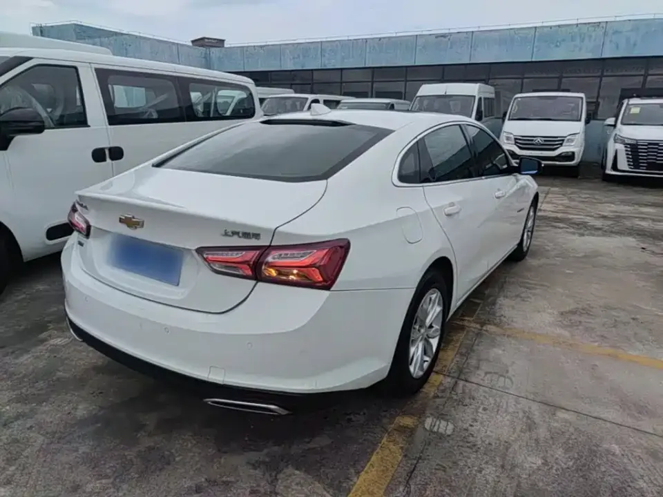 Chevrolet Malibu XL