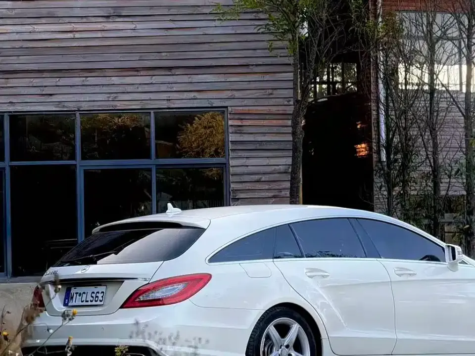 Mercedes-Benz CLS