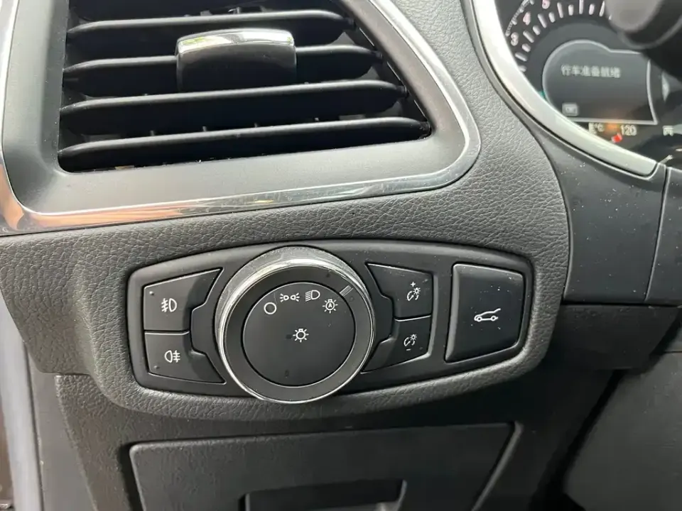 Ford Edge