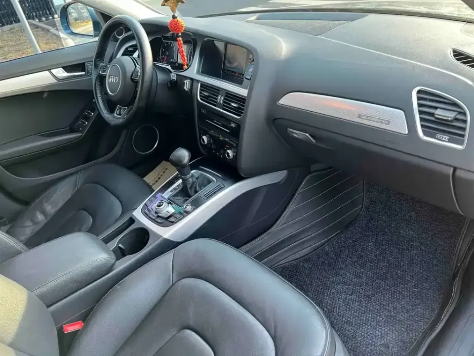 Audi A4 (Import)