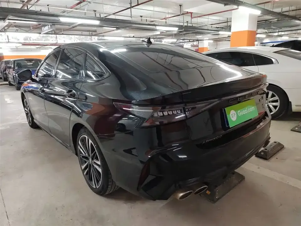 Chery Arrizo 8